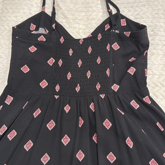 ❤️Express— Dress - Size XS - Picture 8 of 8